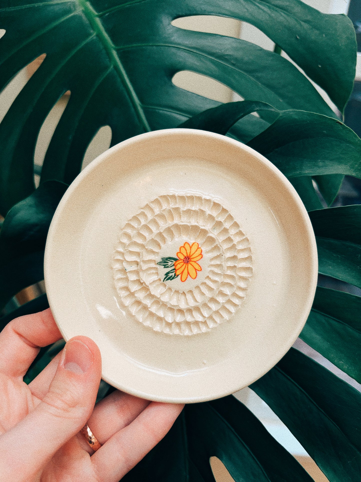 Sunny Blooms Grater